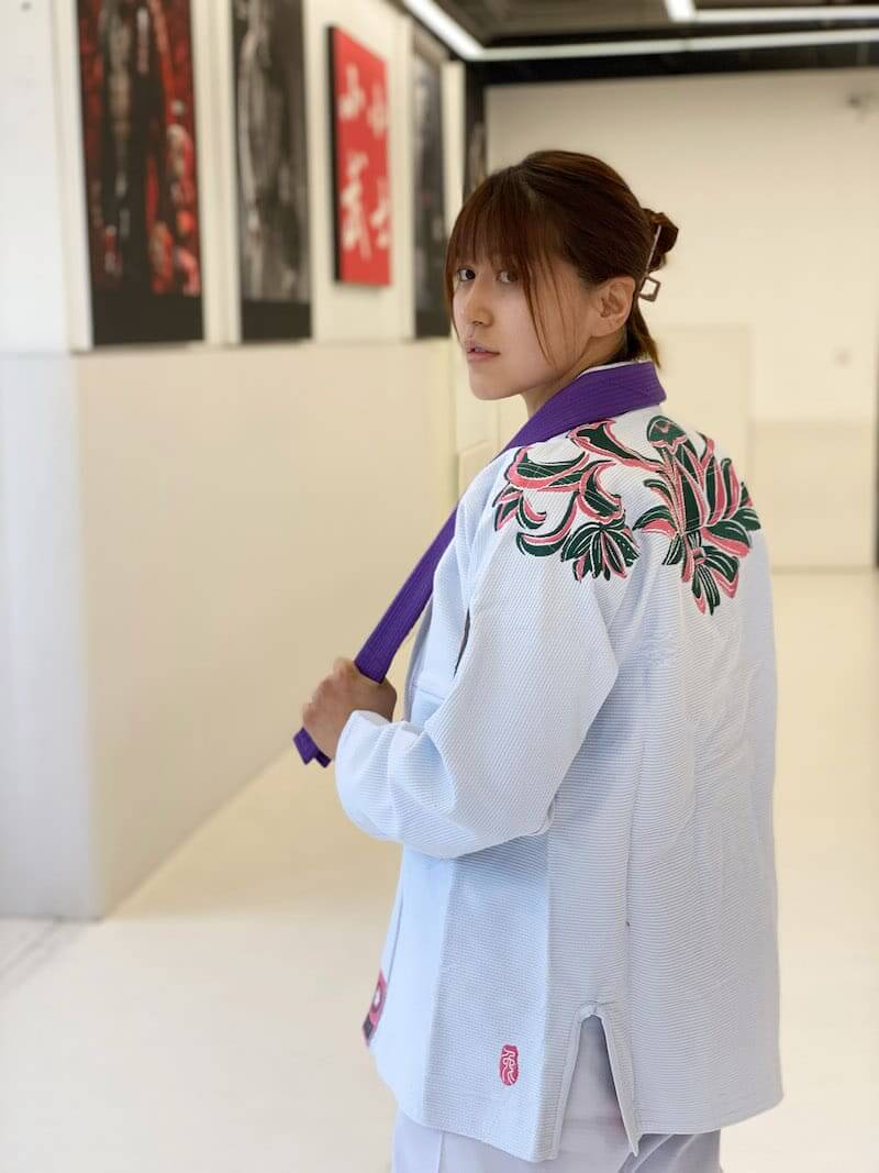 ZHAN Women's Year of the Rabbit BJJ Gi: Embrace Tradition & Elegance, showcasing intricate rabbit motifs.